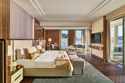 The bedroom of a Royal suite at Mandarin Oriental Bosphorus