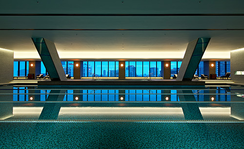 The indoor pool at The Okura Tokyo