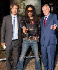 The Soloviev Foundation and Lenny Kravitz welcomed guests on May 8 for the official ribbon-cutting ceremony of "Path of Liberty: That Which Unites US," a landmark art installation opening to the public May 15. Set on Manhattan’s East Side from 38th to 41st Street along First Avenue, the 6-acre installation transforms remarkable personal stories of WWII heroes and today’s changemakers into a vivid exploration of liberty and equality through larger-than-life visuals and interactive storytelling
