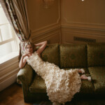 In Peacock’s The Miniature Wife, Elizabeth Banks may be tiny onscreen, but her Hollywood star power is anything but