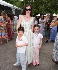 On Wednesday, May 20, the Playground Partners of the Women’s Committee of the Central Park Conservancy hosted its Annual Family Party—an afternoon for families to gather in support of the Conservancy’s ongoing care and maintenance of Central Park’s 21 playgrounds. The springtime celebration raised nearly $425,000 in crucial funds to support the Conservancy’s essential work, made possible in part with the generosity of Macy’s