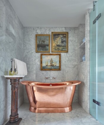 Room Request! Sea Containers London