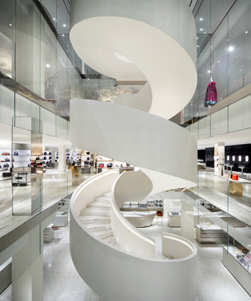 Barneys New York Returns to Chelsea