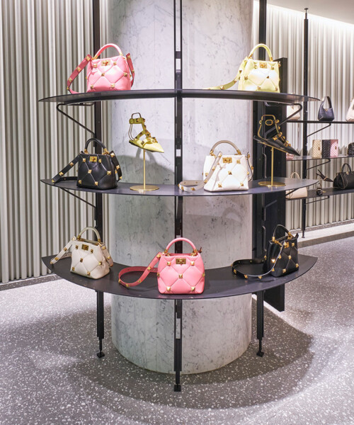 Do Any Department Stores Sell Louis Vuitton Bags