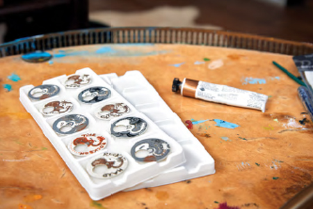 Individually hand-painted dials by Ronnie Wood.