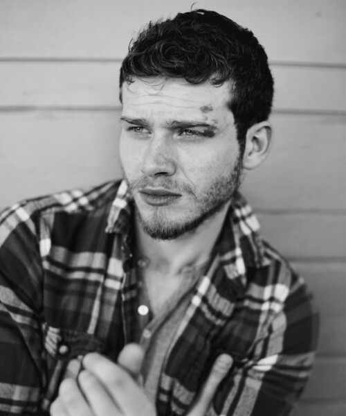 Inside the Carry-On: Oliver Stark