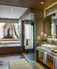 A Complete Breakdown of the Best Hotel Bathrooms