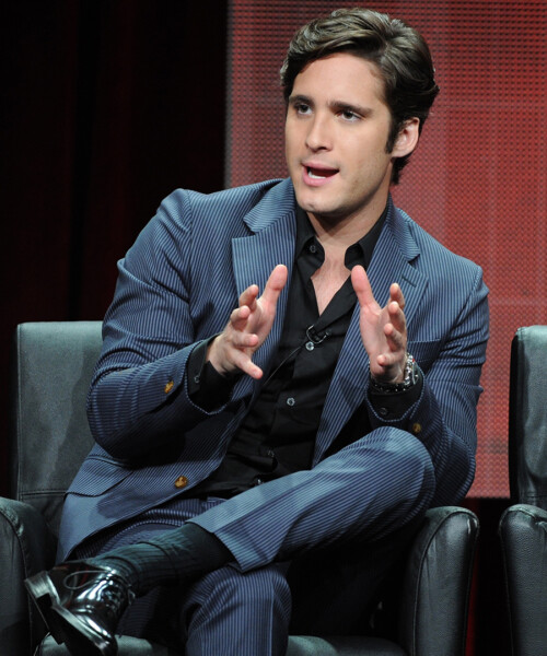 Diego Boneta May Be Playing a Nerd or a Serial Killer—Fans Don’t Know Which and Neither Does He