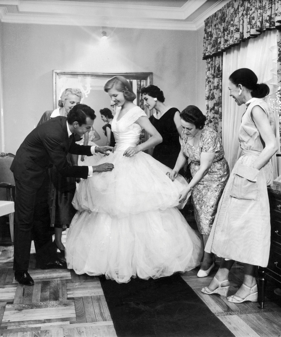 Oscar de la renta jackie sales kennedy