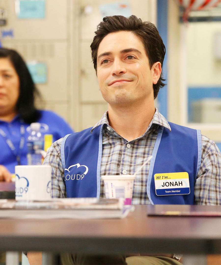 Superstore' EP Justin Spitzer on Jonah & Amy's Finale Moment