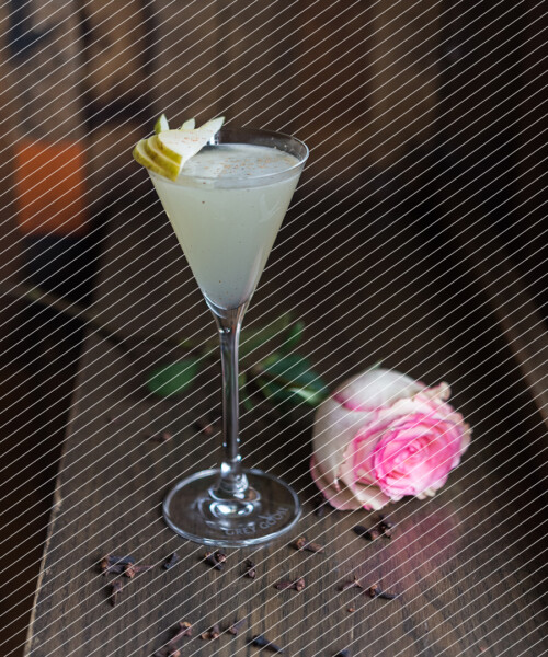 Drink DuJour: Spiced Pear Martini