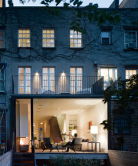 A Gorgeous Townhouse in Manhattan