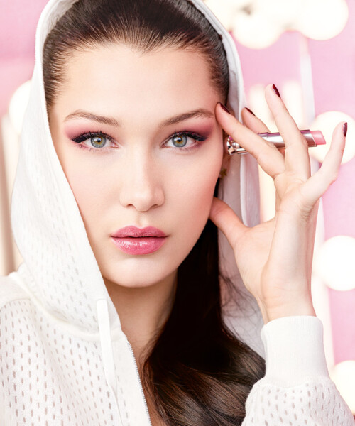 Hadid Rocks Dior Addict Glow in New Campaign - DuJour