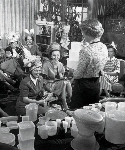 A Fertility-Focused Twist on the Classic Tupperware-Party