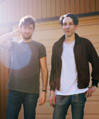 Indie Band Tanlines on Swimsuits and Sounds