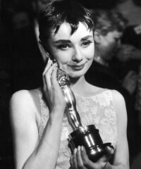 Vintage Photos of Silver Screen Icons at the Oscars
