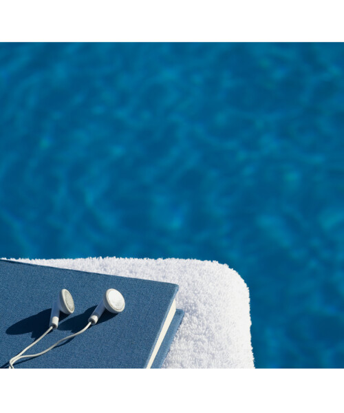 The Perfect Playlist for Holiday Trips