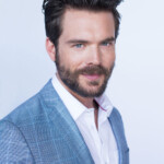 Charlie Weber on the secrets of his new hit show