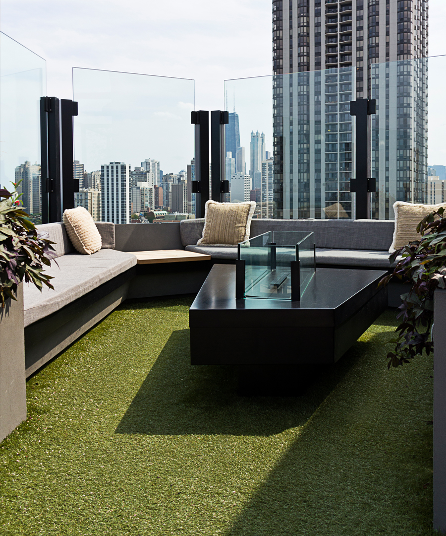 The Best Bars and Clubs in Chicago DuJour