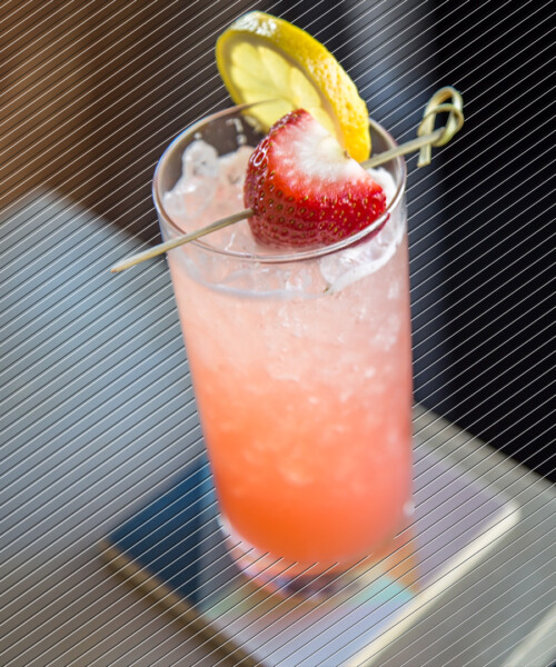 Drink DuJour: Strawberry Rhubarb Lemonade