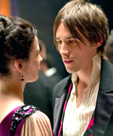 Eva Green and Reeve Carney